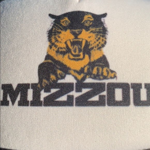 Meet your Posher, Tyler - Picture 1 of 1